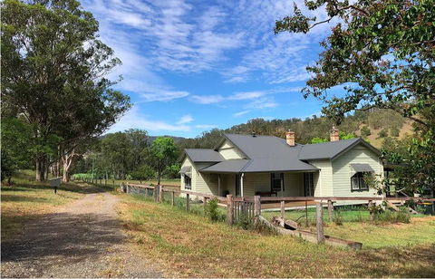 Bobby's Country Rental - Accommodation QLD 0