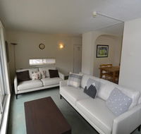 Bobuck 3B - Accommodation QLD