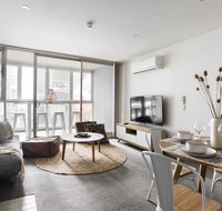Boho on Morphett-In the heart of the CBD - Wifi - Nespresso - Netflix - Accommodation QLD