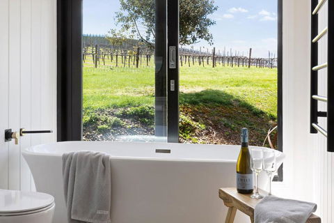 The Lodge By Mt Bellevue - Accommodation QLD 3