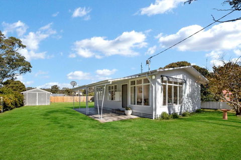 The Shack - Accommodation QLD 2