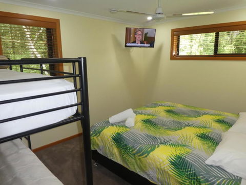 The Summit Rainforest Retreat - Accommodation QLD 2