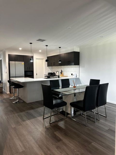 Xquisite - Accommodation QLD 2