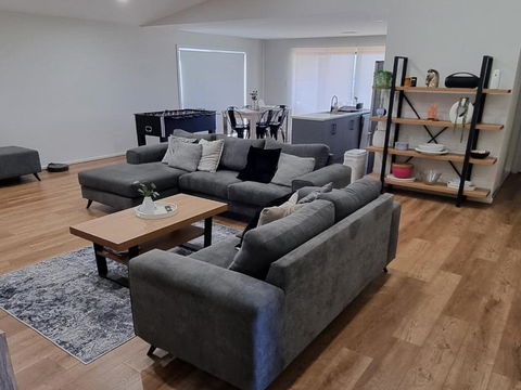 Wellington Marina70 - Accommodation QLD 2