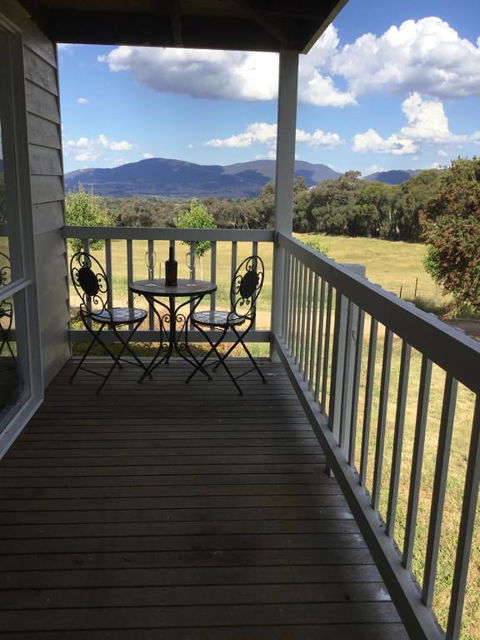 Yackandandah Farm Homestead - Accommodation QLD 2