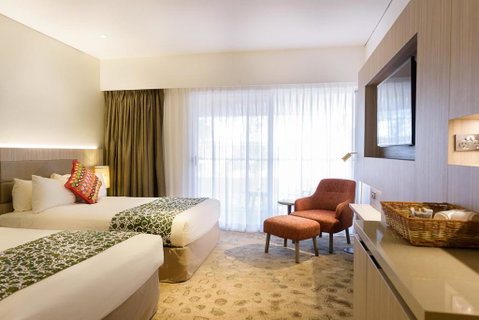 Desert Gardens Hotel - Accommodation QLD 4