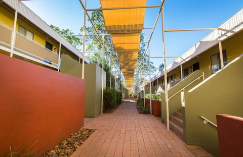 Emu Walk Apartments - Accommodation QLD 0