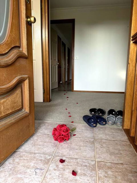 Family Retreat - Narre Warren - Accommodation QLD 2