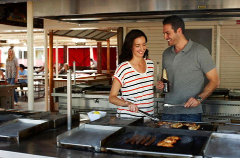 Outback Hotel - Accommodation QLD 3