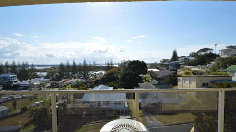 Yamba Towers Unit 12 - Accommodation QLD 3