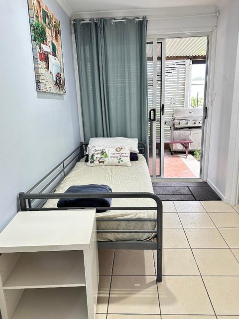 Zen Escape Guest House- Zen Garden Tiny Home, Nooky Studio - Accommodation QLD 1