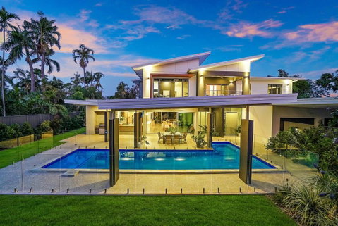 ZenLux Massive 5-BR Holiday Home - Pool - BBQ - Accommodation QLD 0