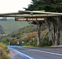 Small-Group Great Ocean Road and Twelve Apostles Full-Day Tour - Accommodation QLD