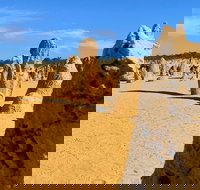 Pinnacles Desert Private Day Tour - Accommodation QLD