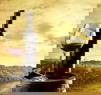 McLaren Vale Luxury Wine Tour - Accommodation QLD