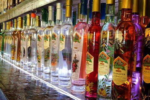 Bar & Brewery Tour - Accommodation QLD 4