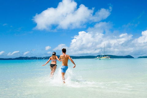 Whitehaven Beach And Hill Inlet Lookout Full-Day Snorkeling Cruise By High-Speed Catamaran - Accommodation QLD 4