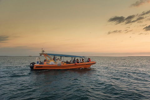 Darwin Sunset Cruise Including Fish 'n' Chips - Accommodation QLD 4