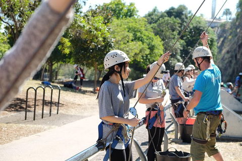Rock Climbing At The Kangaroo Point Cliffs In Brisbane - Accommodation QLD 3