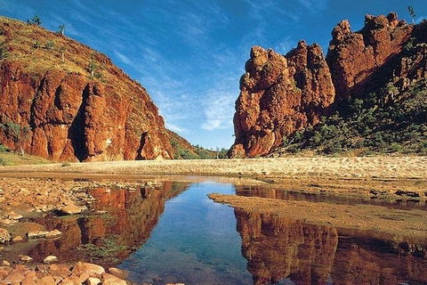 Alice Springs, Uluru Ayers Rock & Kings Canyon 8 Days Touring Package - Accommodation QLD 4