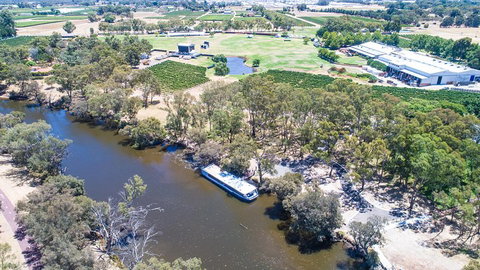 Taste Of The Valley Cruise From Perth - Accommodation QLD 3