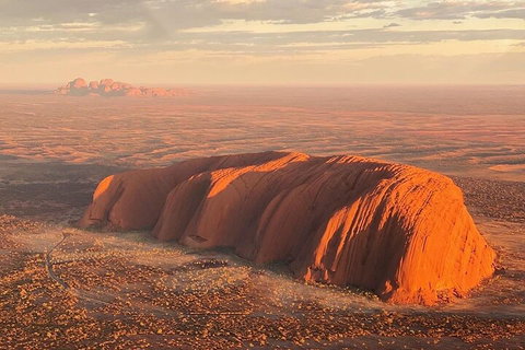 Helicopter Scenic: Extended Uluru & Kata Tjuta - Accommodation QLD 1