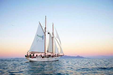 Fly & Sail Package (With Providence) - Accommodation QLD 1