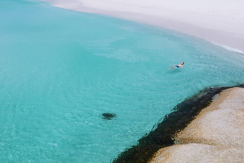 2-Day Tas East Coast Escape Tour Including Bay Of Fires, Wineglass Bay & Devils - Accommodation QLD 5