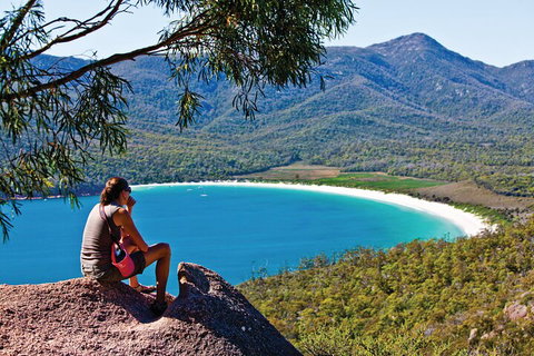 4-Day Fabulous Tasmania Tour: Wineglass Bay, Port Arthur, Devils & Bruny Island - Accommodation QLD 2