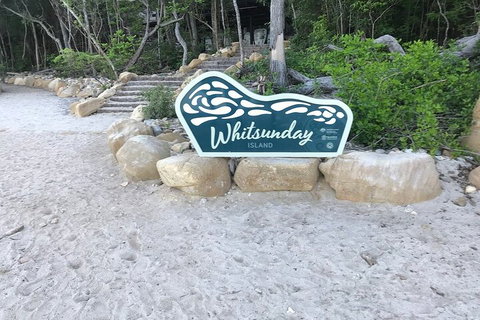 2 Night Small Group Whitsundays Sailing Adventure Aboard Mandrake - Accommodation QLD 1