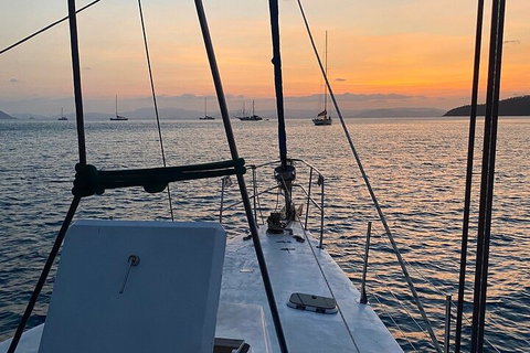 2 Night Small Group Whitsundays Sailing Adventure Aboard Mandrake - Accommodation QLD 2