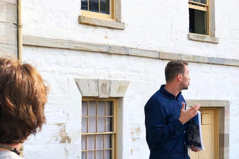 Convicts And The Rocks: Sydney's Walking Tour Led By Historian - Accommodation QLD 2
