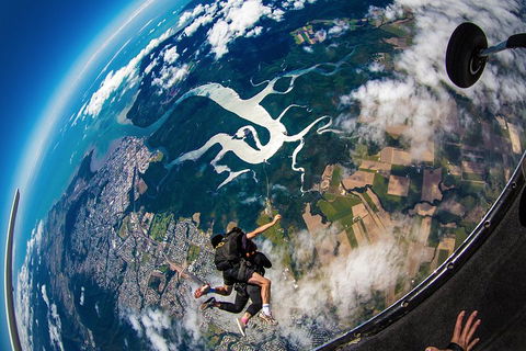 Reef And Rainforest Tandem Sky Dive In Cairns - Accommodation QLD 5