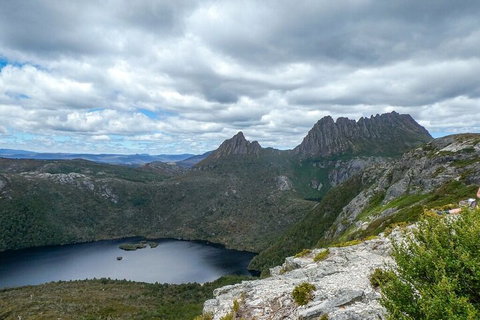 6 Day Trek The Cradle Mountain Overland Track - Accommodation QLD 2
