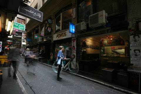 Central Melbourne Walking Tour - Accommodation QLD 0