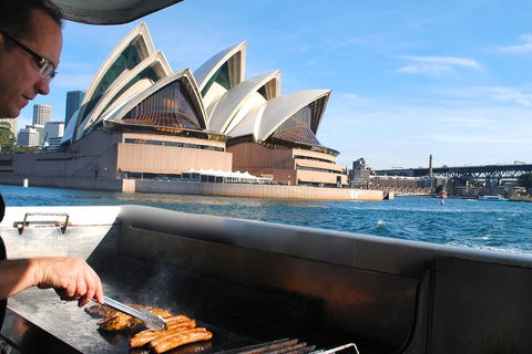Sydney Whale-Watching Cruise Including Lunch Or Breakfast - Accommodation QLD 3