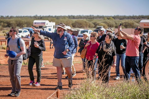 Ayers Rock Day Trip From Alice Springs Including Uluru, Kata Tjuta And Sunset BBQ Dinner - Accommodation QLD 1