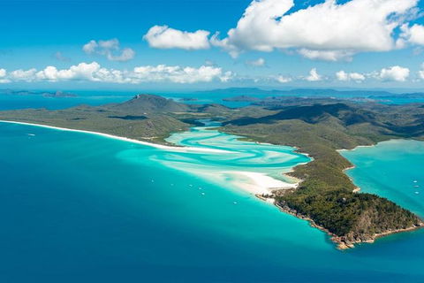 Whitsunday Bullet Day Trip - Whitehaven Beach And Snorkelling - Accommodation QLD 1