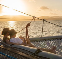 Sunset Sail In The Whitsundays - Accommodation QLD