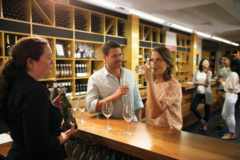 Yarra Valley Premium Tour Lunch And Sparkling Wine Tasting At Domaine Chandon - Accommodation QLD 3