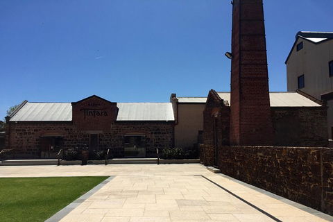 The Intimate Wine Tasting Experiences And Boutique Wines - Accommodation QLD 1