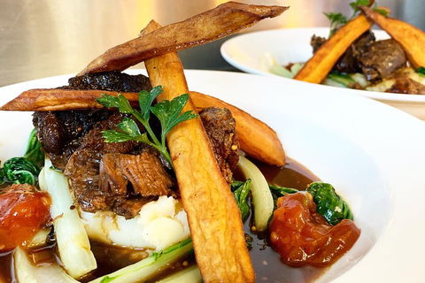 Deluxe Winery Tour To Tamborine Mountain, Includes Gourmet Two Course Lunch - Accommodation QLD 1