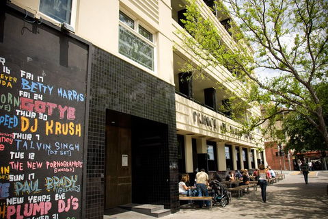 Live Music Melbourne Bus Tour - Accommodation QLD 2