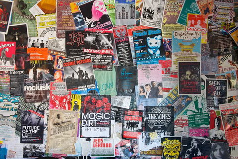 Live Music Melbourne Bus Tour - Accommodation QLD 4