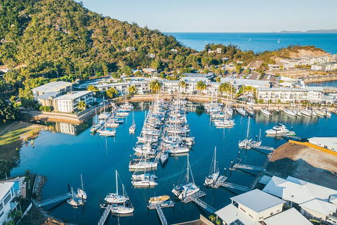 Magnetic Island Round-Trip Ferry From Townsville - Accommodation QLD 2